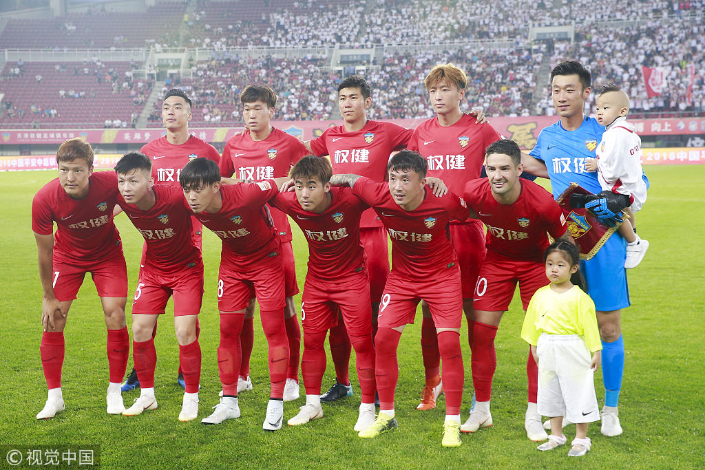 留在场上 留在场上