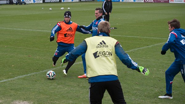 将比赛推向 将比赛推向