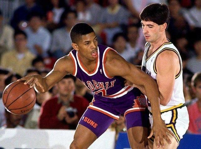 郭艾伦在赛 郭艾伦在赛